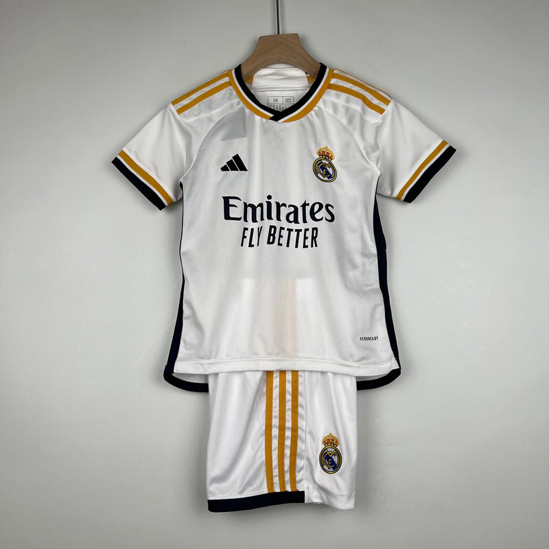 23/24 Conjunto Infantil Real Madrid - Primeiro Uniforme