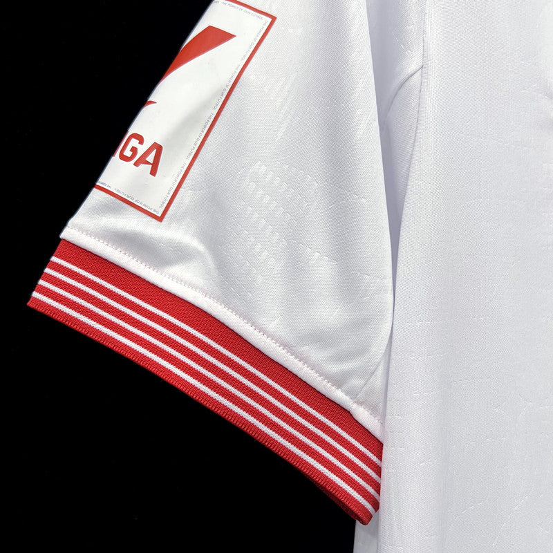 23/24 Seville - Primeiro Uniforme