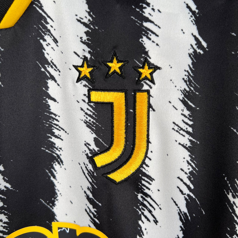 23/24 Juventus - Primeiro Uniforme