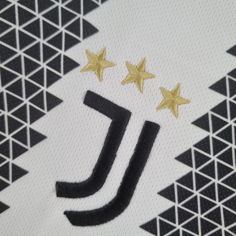 22/23 Juventus - Primeiro Uniforme