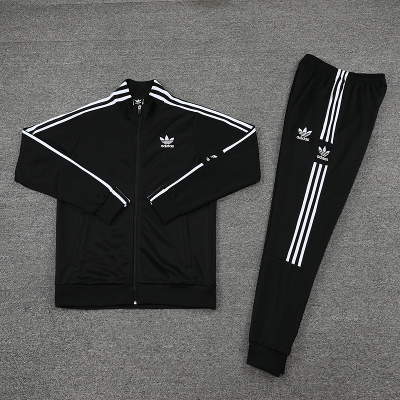 Conjunto de Treino da Adidas - Clover Black