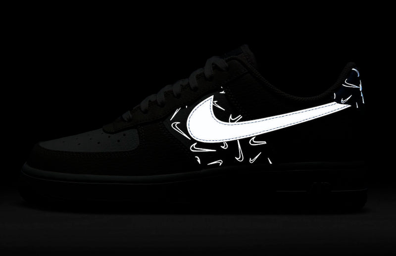 Tênis da Nike - Air Force 1 Low “Reflective Swooshes”