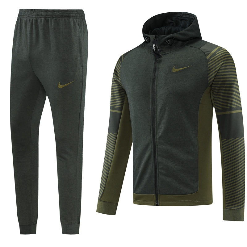 Conjunto de Treino da Nike Hoods - Verde Escuro