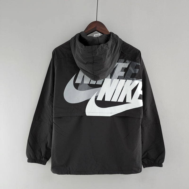 Corta vento Nike Black