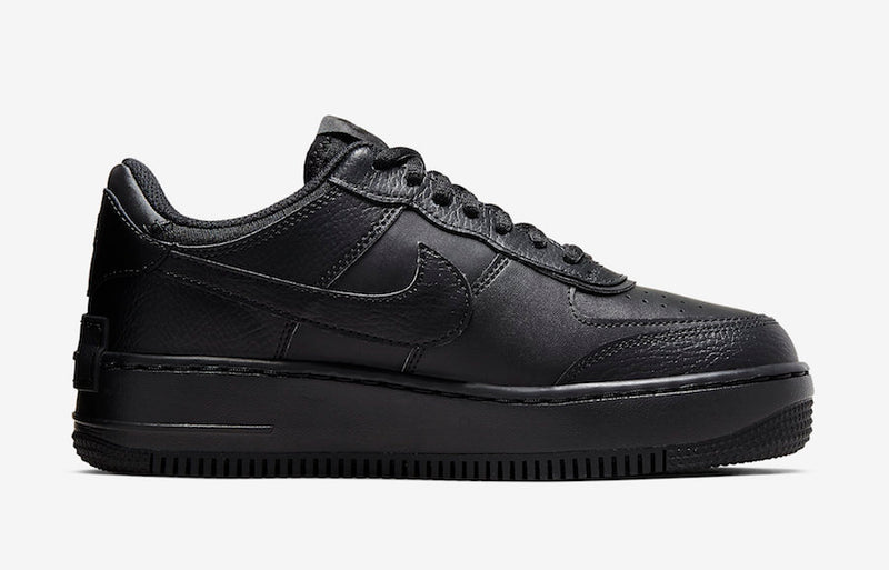 Tênis Feminino da Nike - Air Force 1 Shadow “Triple Black”