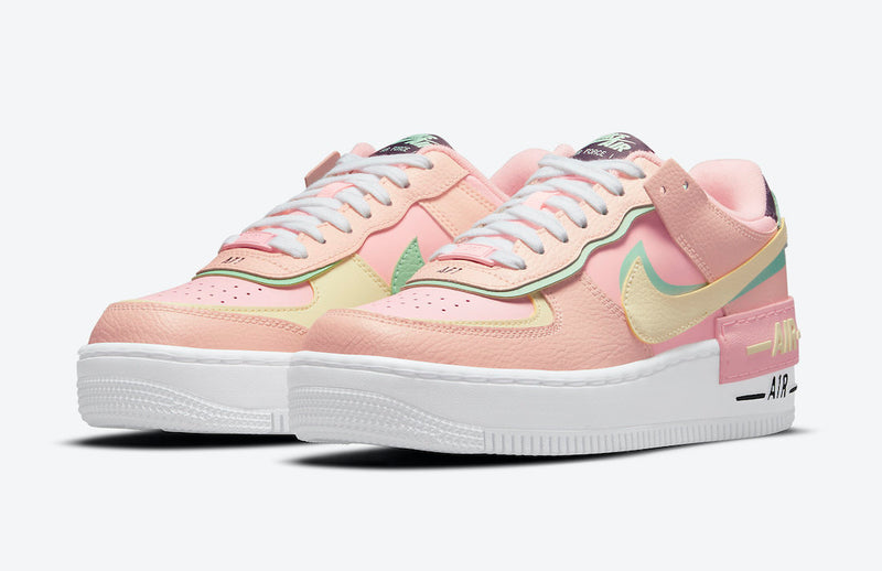 Tênis Feminino da Nike - Air Force 1 Shadow “Arctic Punch”