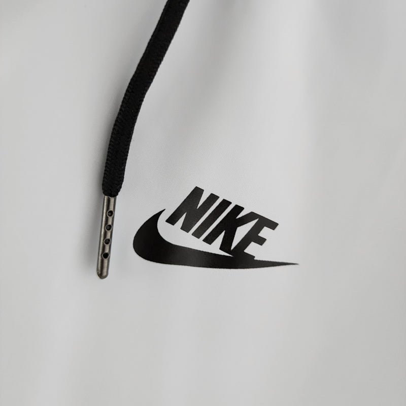 Corta vento Nike Black & White