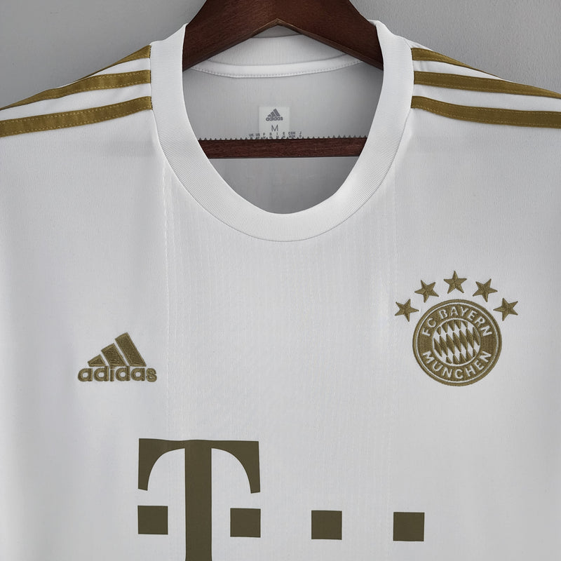 22/23 Bayern de Munique away - Tradicional