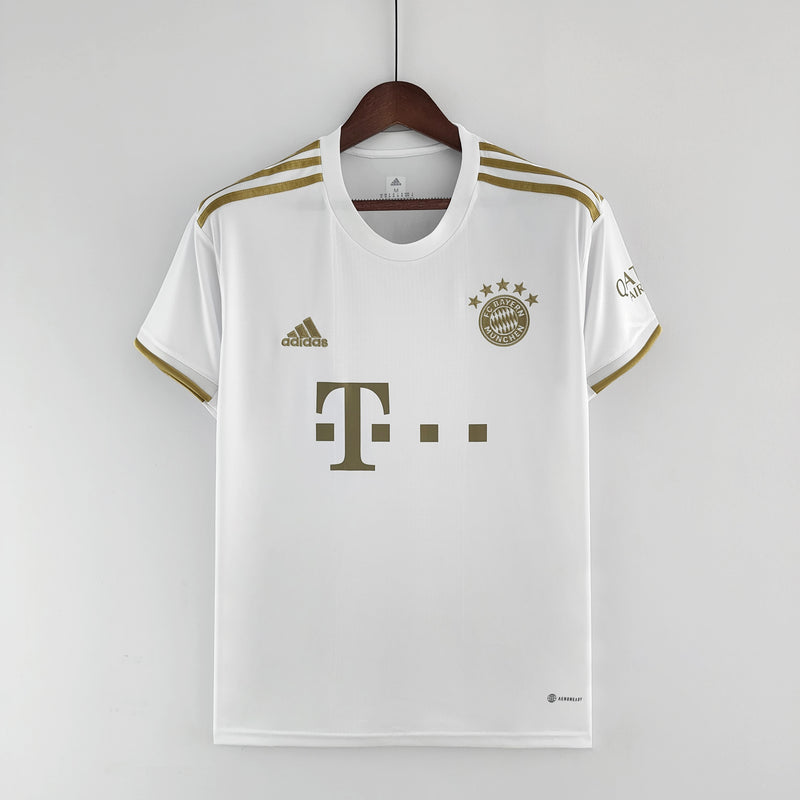 22/23 Bayern de Munique away - Tradicional