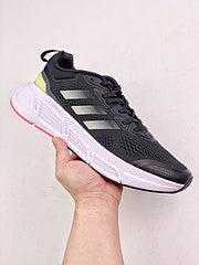 Tênis Adidas Questar Low