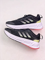 Tênis Adidas Questar Low