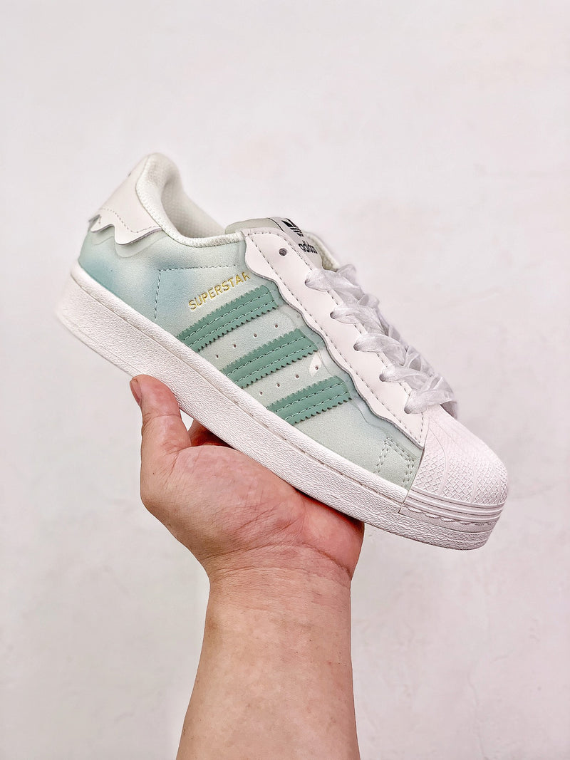 Tênis Adidas Originals Superstar