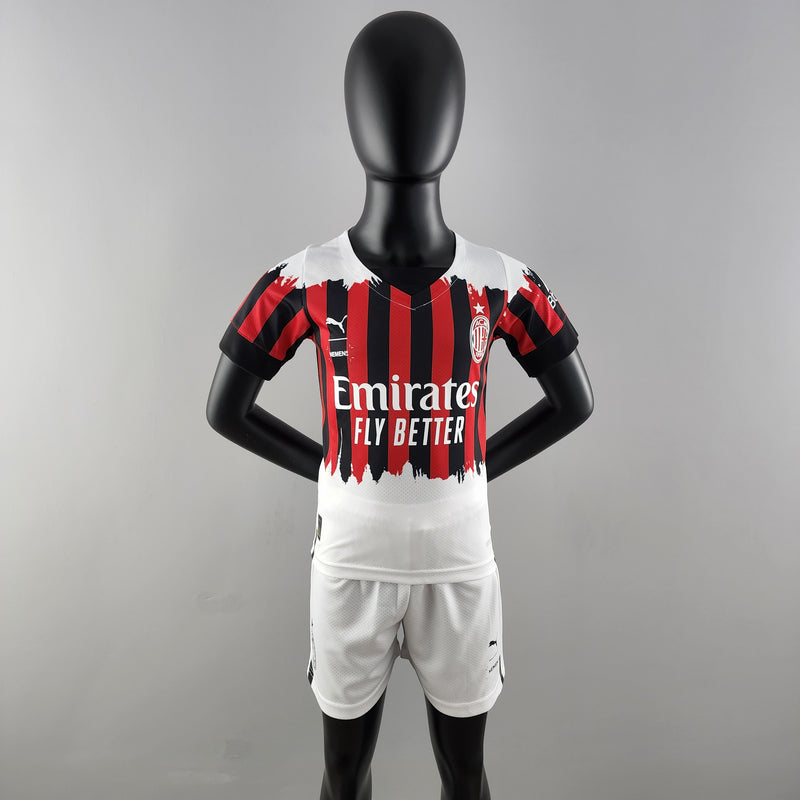 21/22 Conjunto Infantil AC Milan