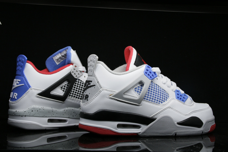 Air Jordan IV